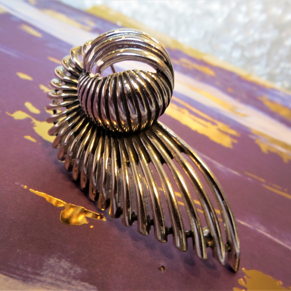 Unique Space Age Intergalactic Statement Brooch